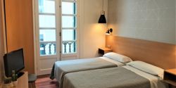 Pension roquefer bilbao central rooms 04